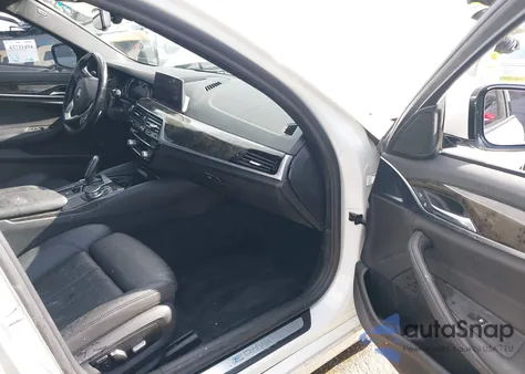 2018 BMW 530E Iperformance z USA, uszkodzony, nr VIN WBAJA9C54JB034636